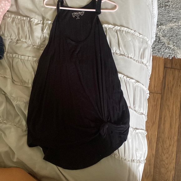 basic tank top - Picture 2 of 3